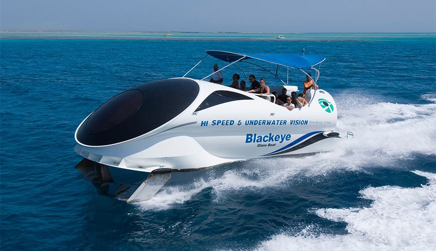 Scuba-Doo-en-Punta-Cana-Barco-panoramico - Caribe Explorer